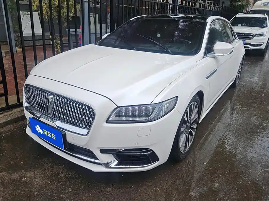 LINCOLN CONTINENTAL 2018