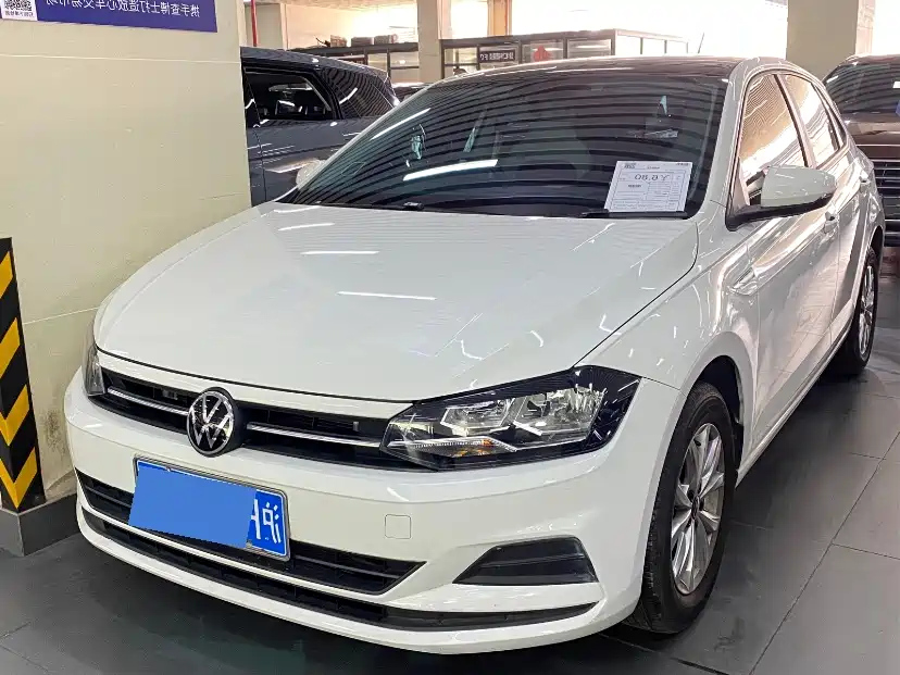 VOLKSWAGEN POLO 2021