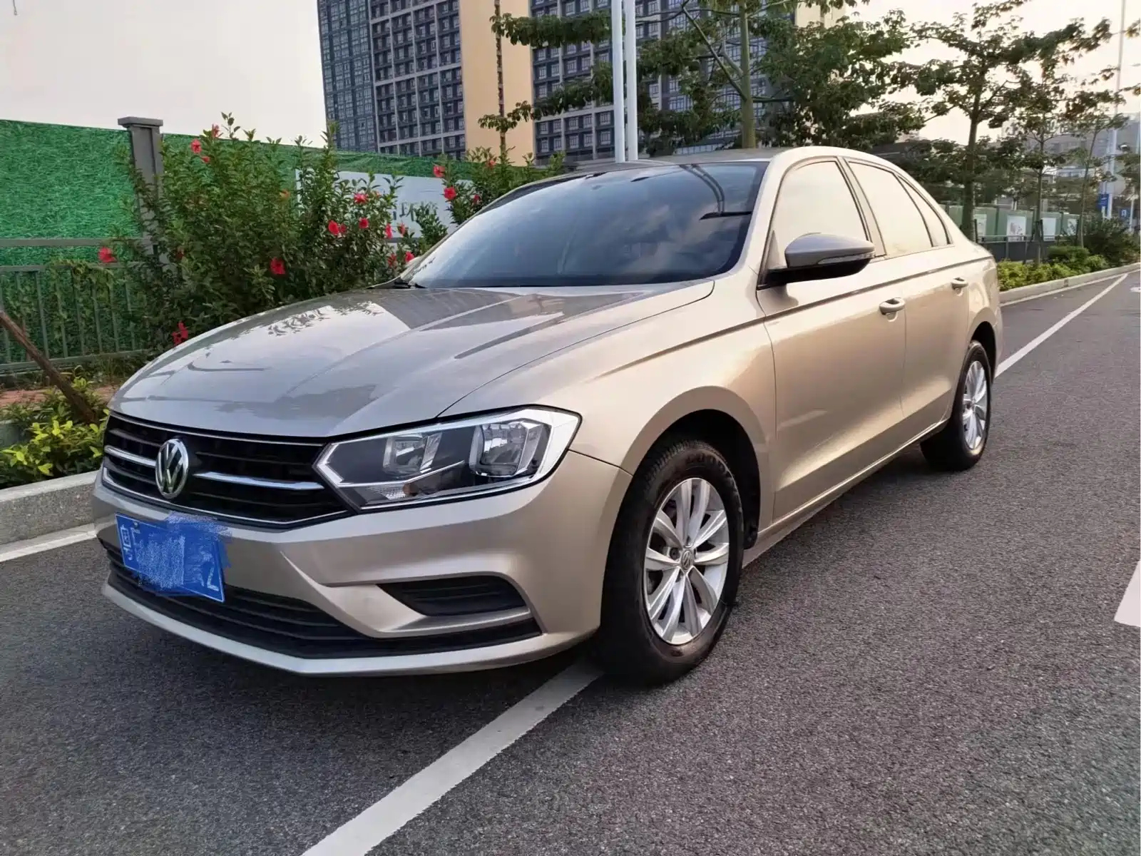 VOLKSWAGEN BORA