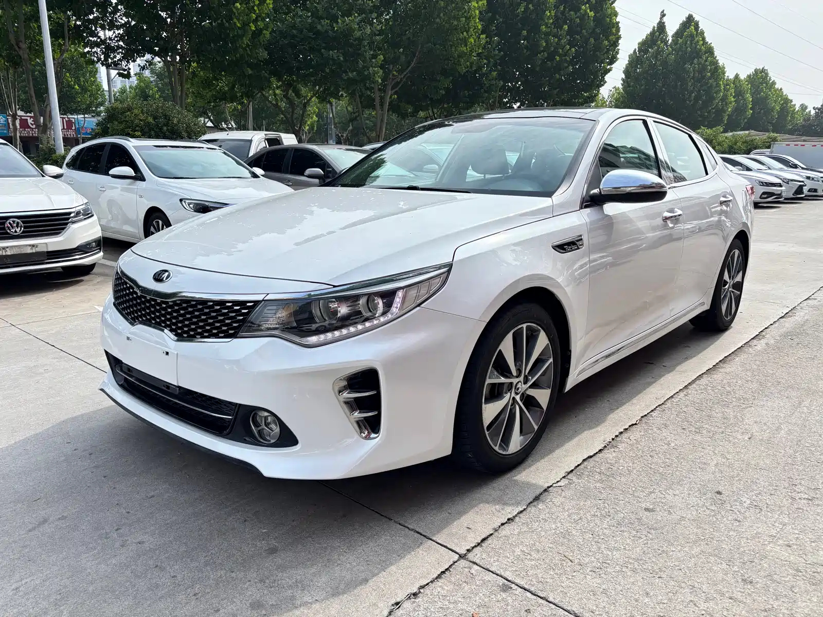 KIA K5