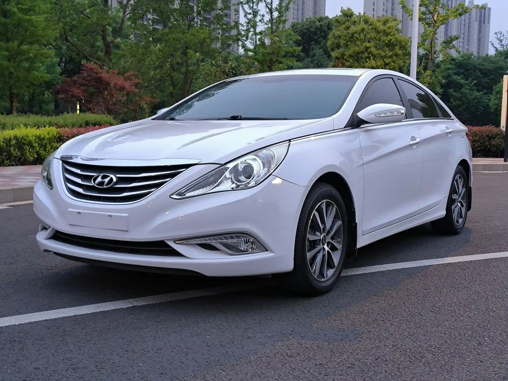 HYUNDAI SONATA 2013