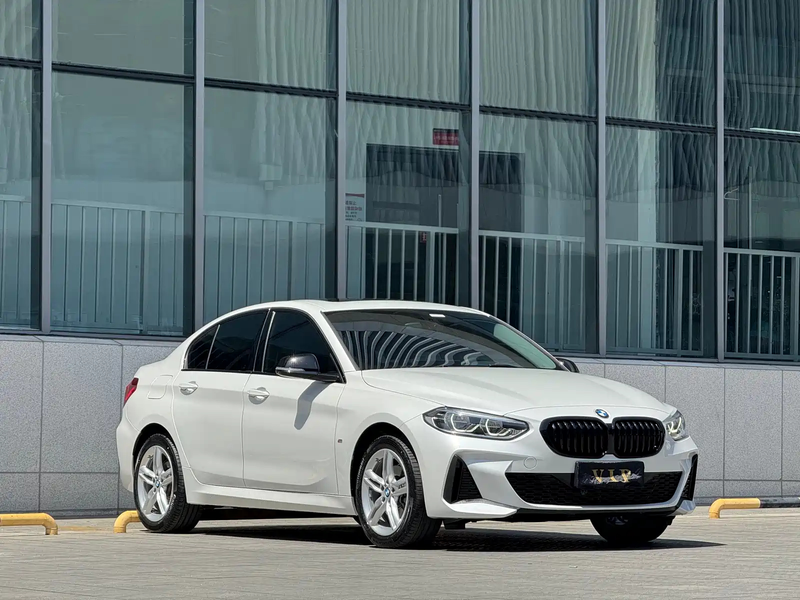 BMW 1-SERIES 2021