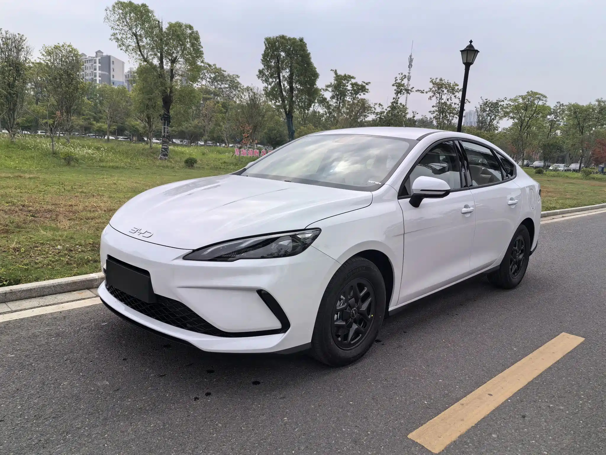 BYD SEAL 05 DM-I 2025