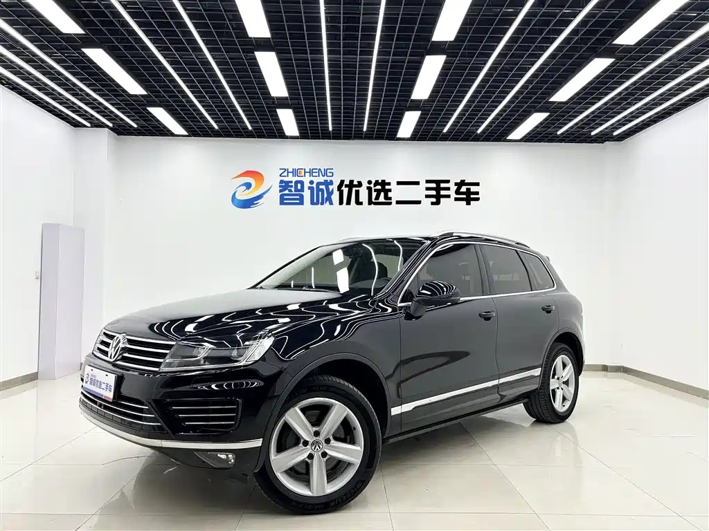 VOLKSWAGEN TOUAREG 2017