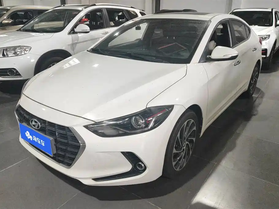 HYUNDAI ELANTRA 2019