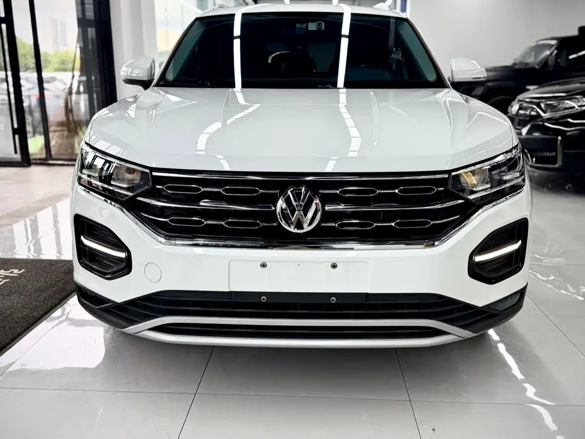 VOLKSWAGEN TAYRON 2021