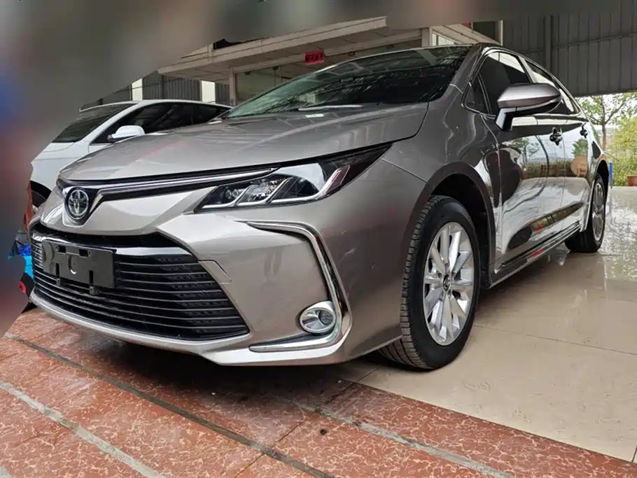 TOYOTA COROLLA 2019
