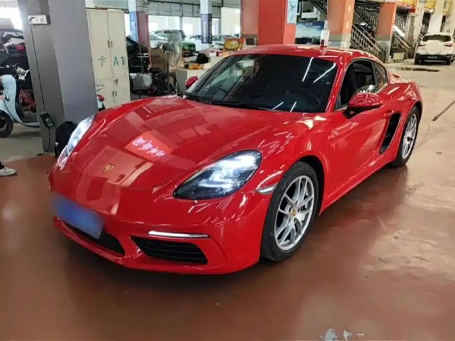 PORSCHE 718 2018