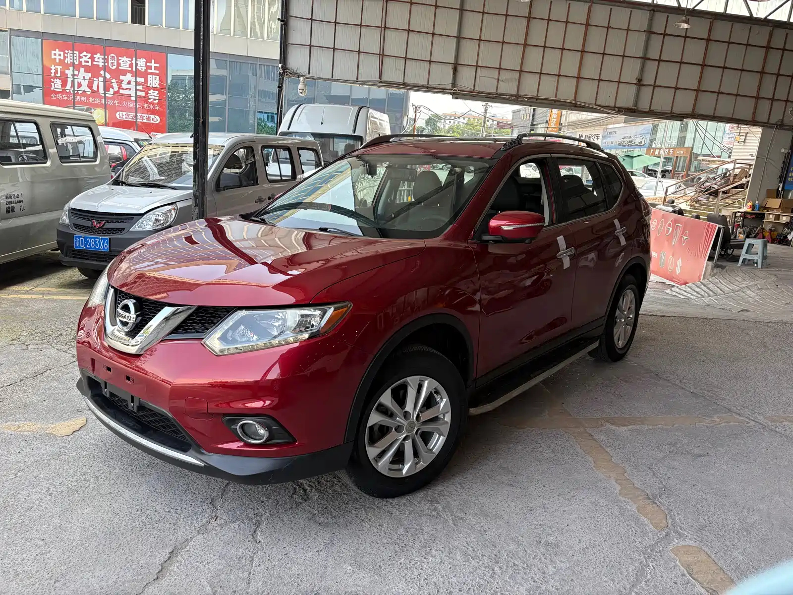NISSAN X-TRAIL 2014