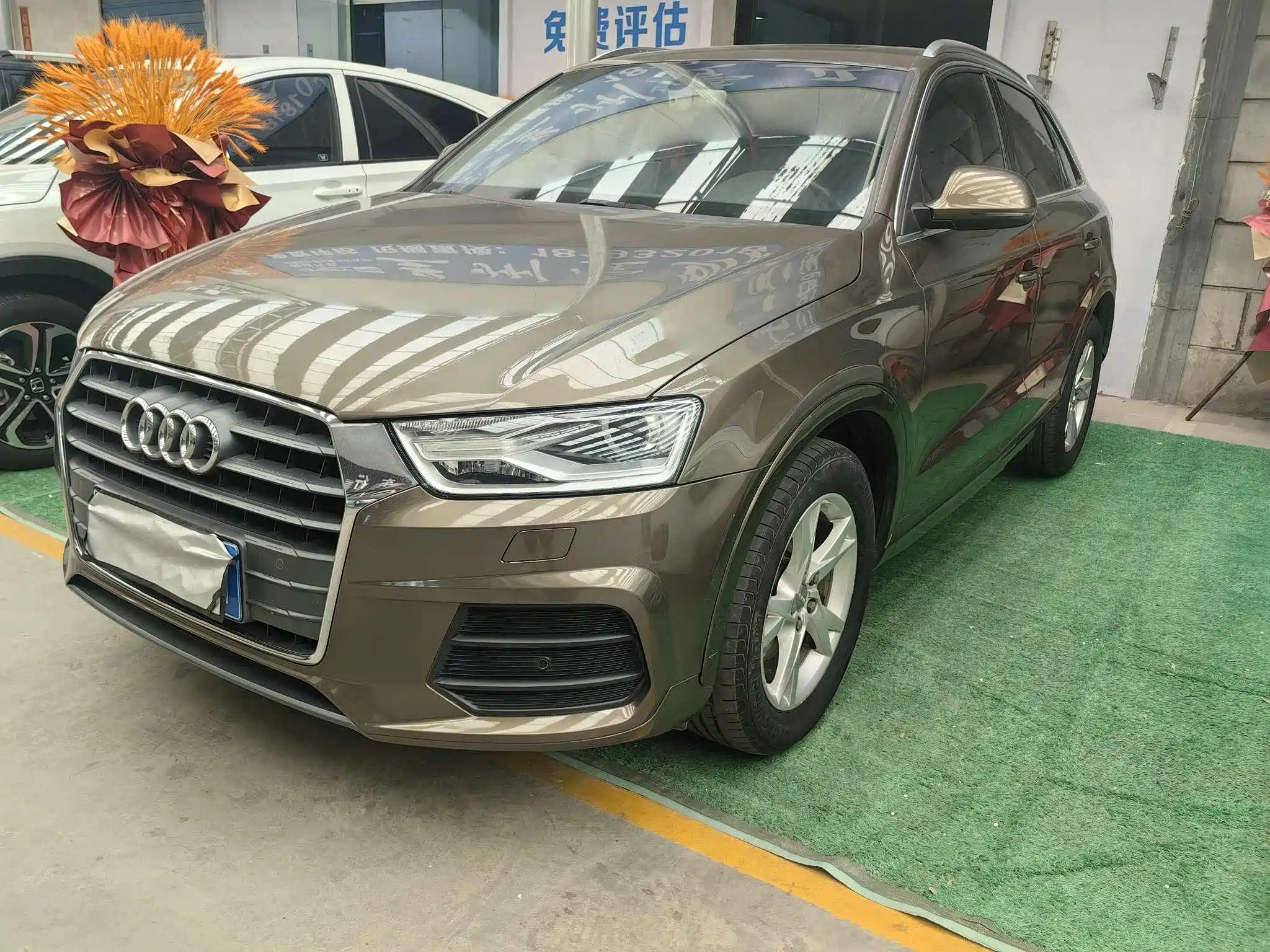 AUDI Q3 2016