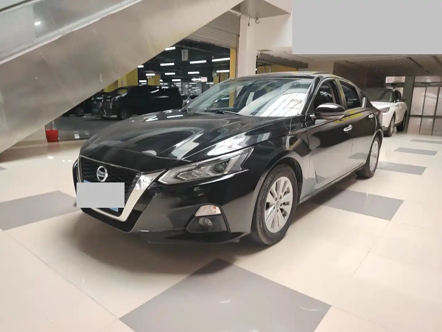 NISSAN TEANA 2019