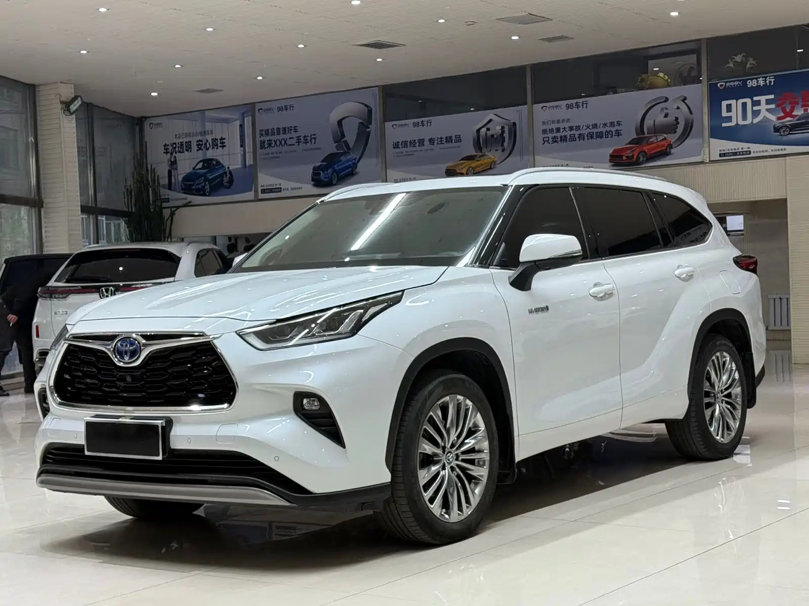 TOYOTA HIGHLANDER 2022