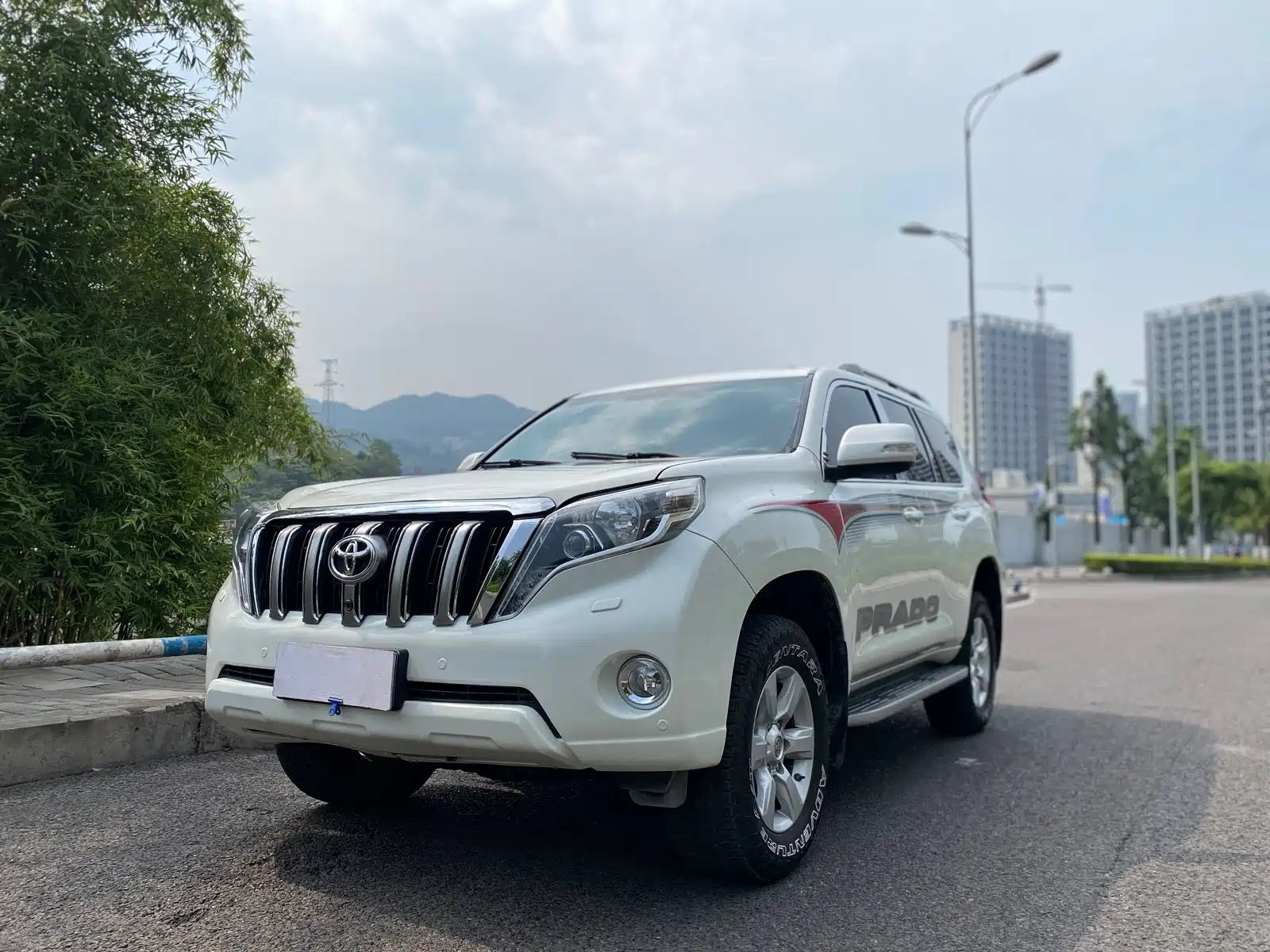 TOYOTA PRADO 2016