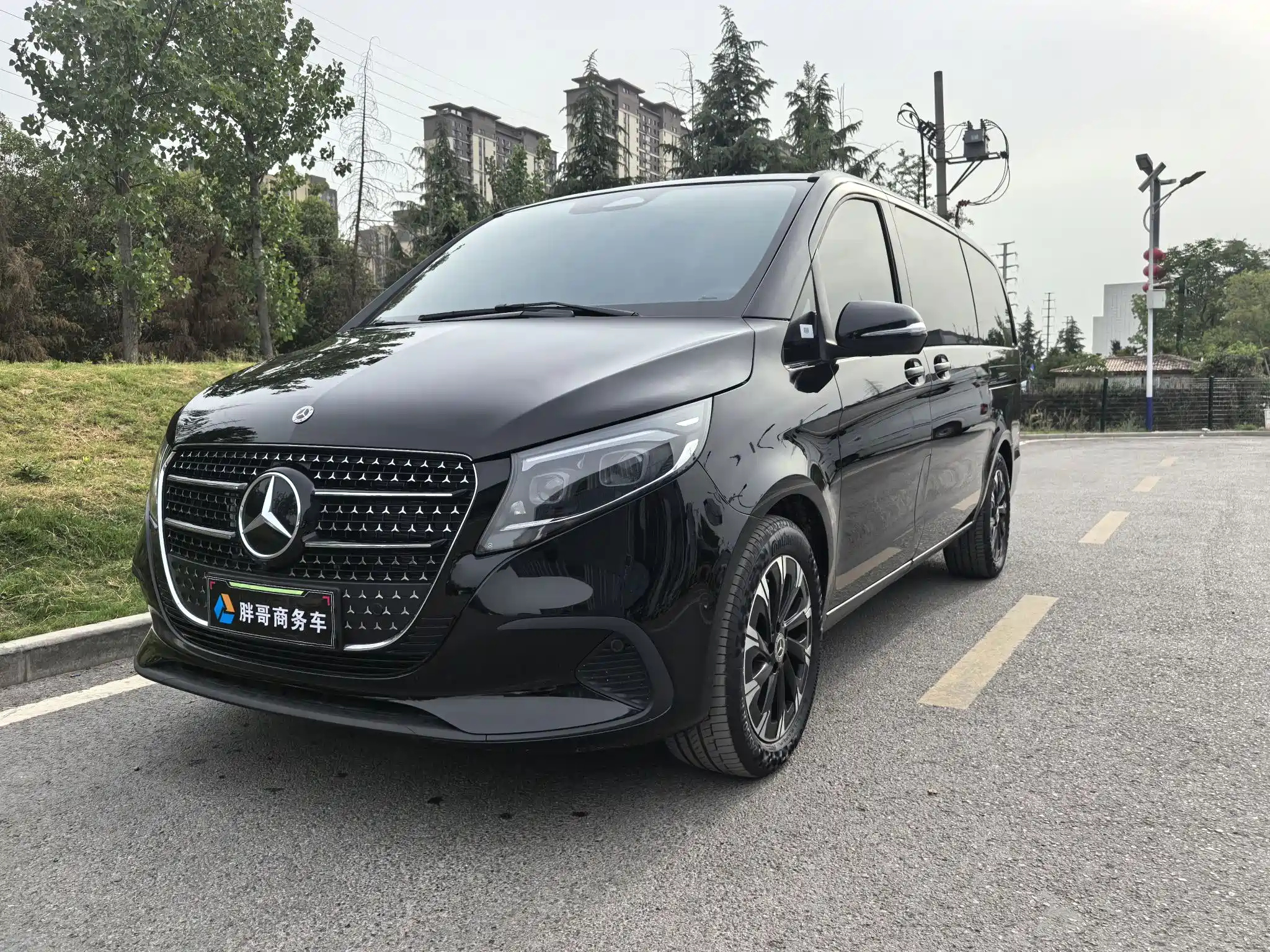 MERCEDES BENZ V-CLASS 2024