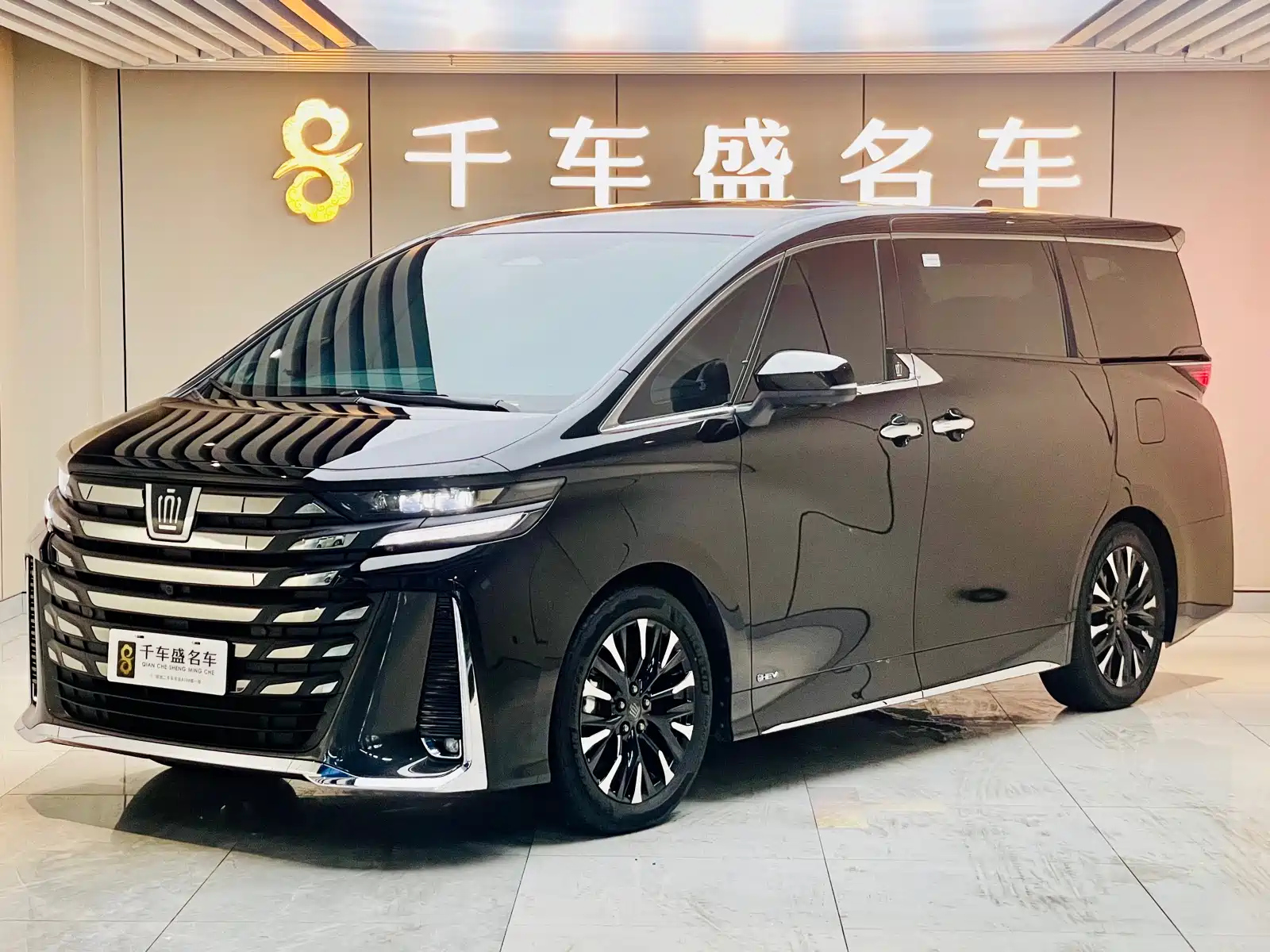 TOYOTA VELLFIRE 2024