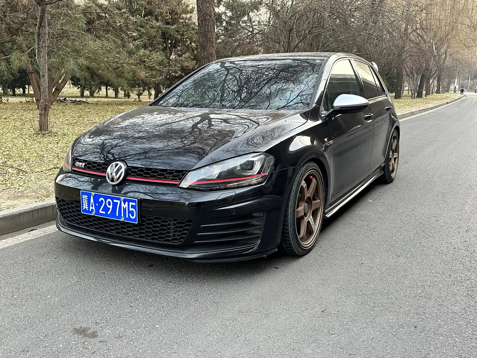 VOLKSWAGEN GOLF GTI 2016