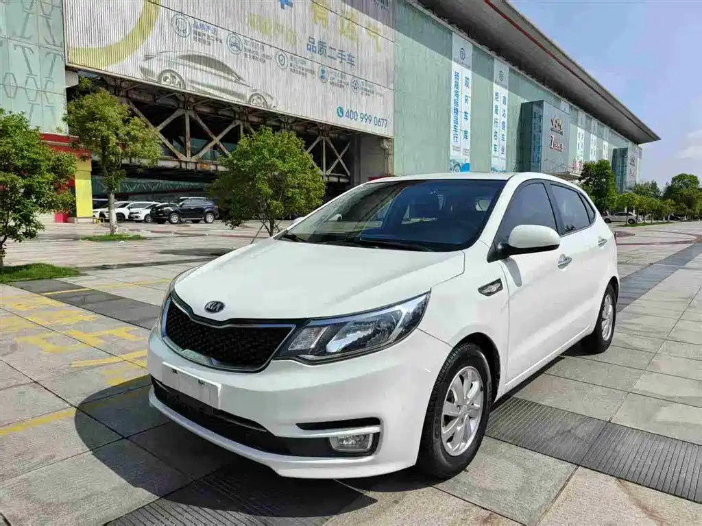 KIA K2 2015