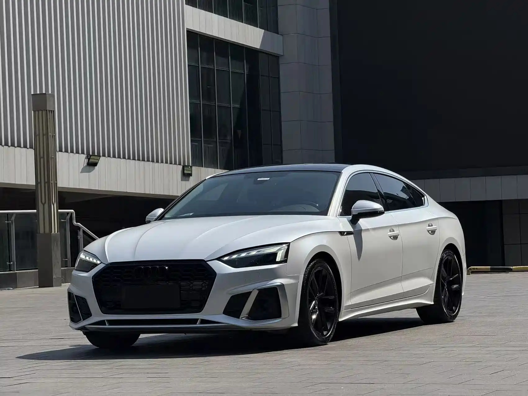 AUDI A5 2022