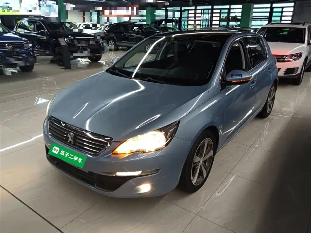 PEUGEOT 308S 2015
