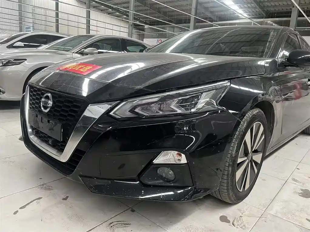NISSAN TEANA 2021