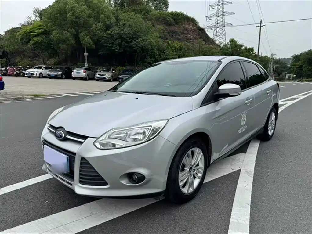 FORD FOCUS 2012