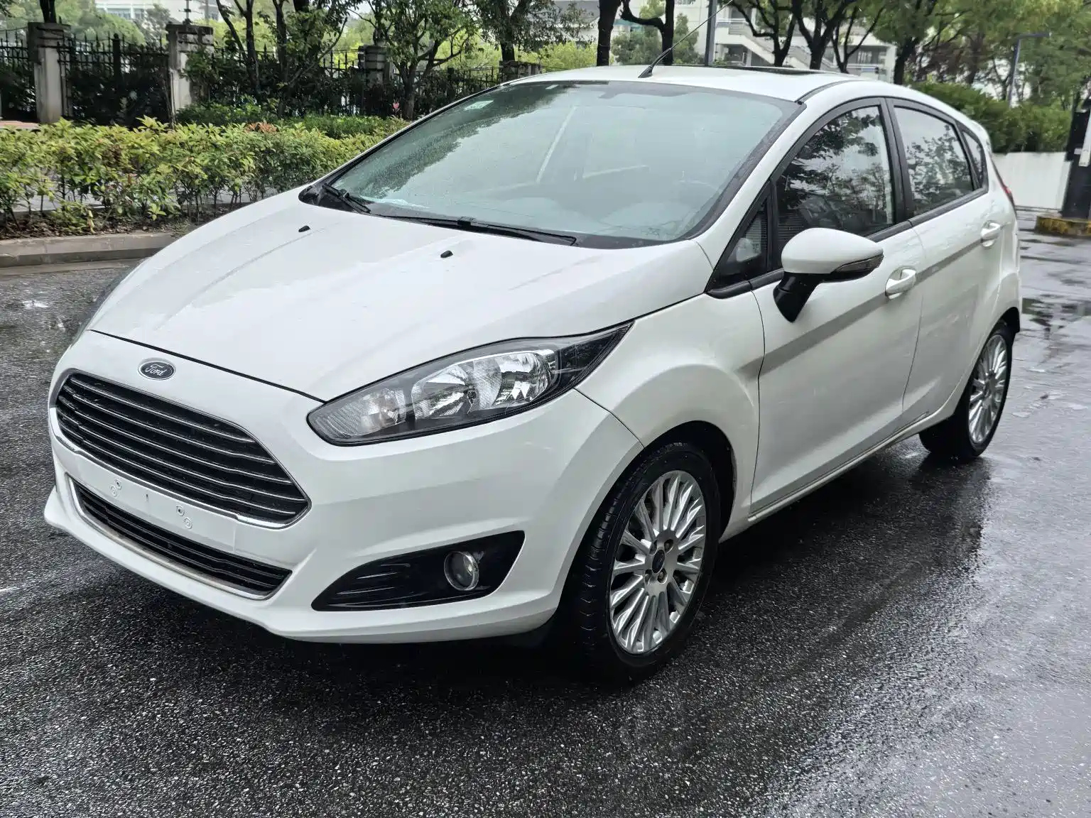 FORD FIESTA 2013