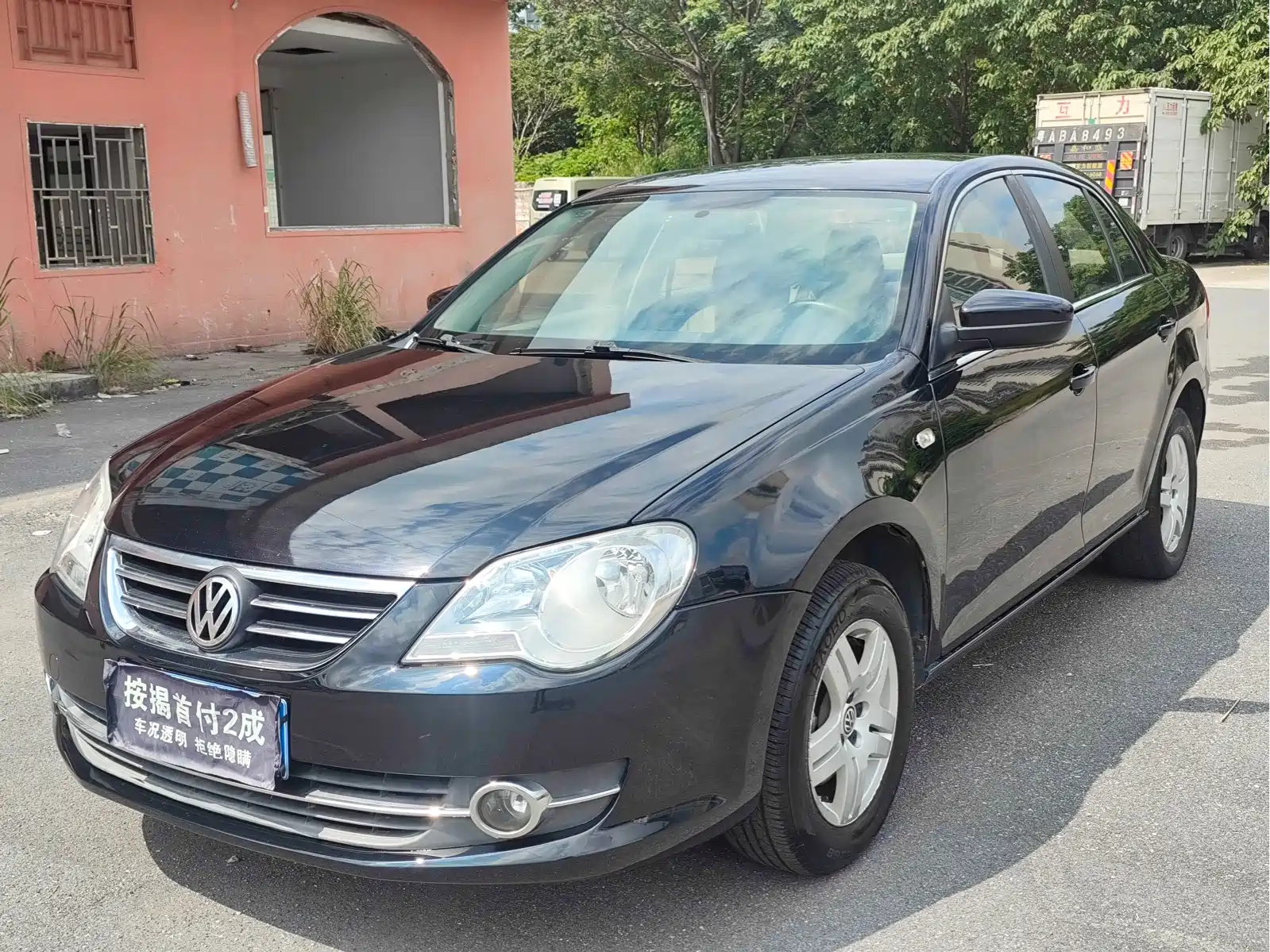 VOLKSWAGEN BORA 2011