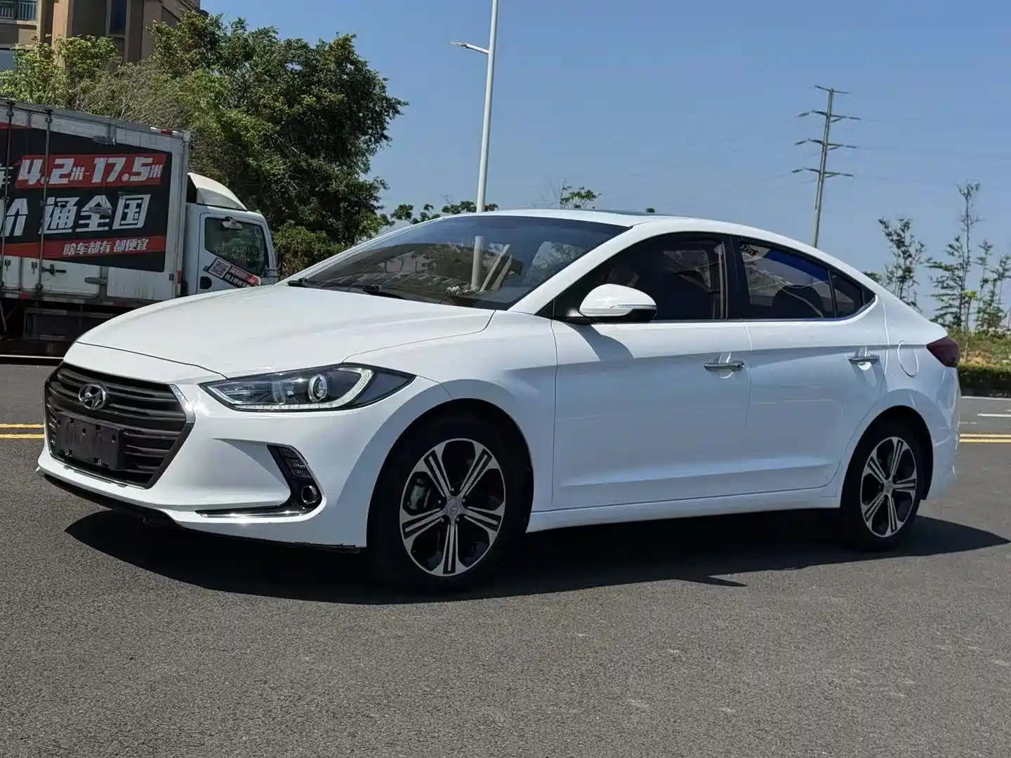HYUNDAI ELANTRA 2018