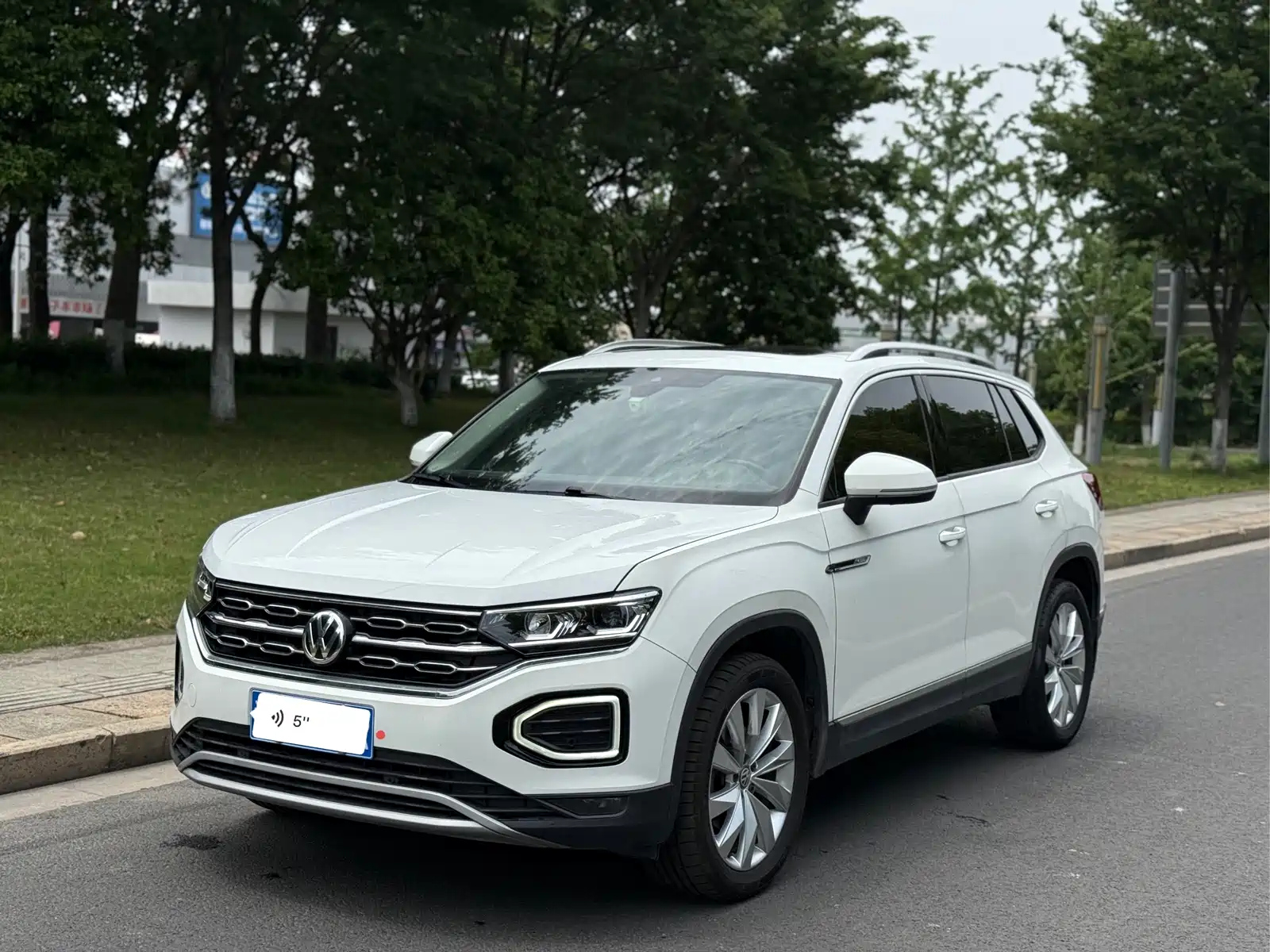 VOLKSWAGEN TAYRON 2021