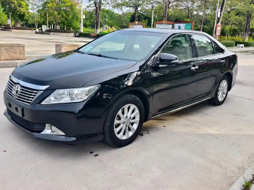 TOYOTA CAMRY 2013