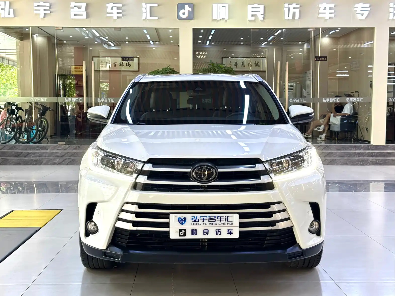 TOYOTA HIGHLANDER 2018