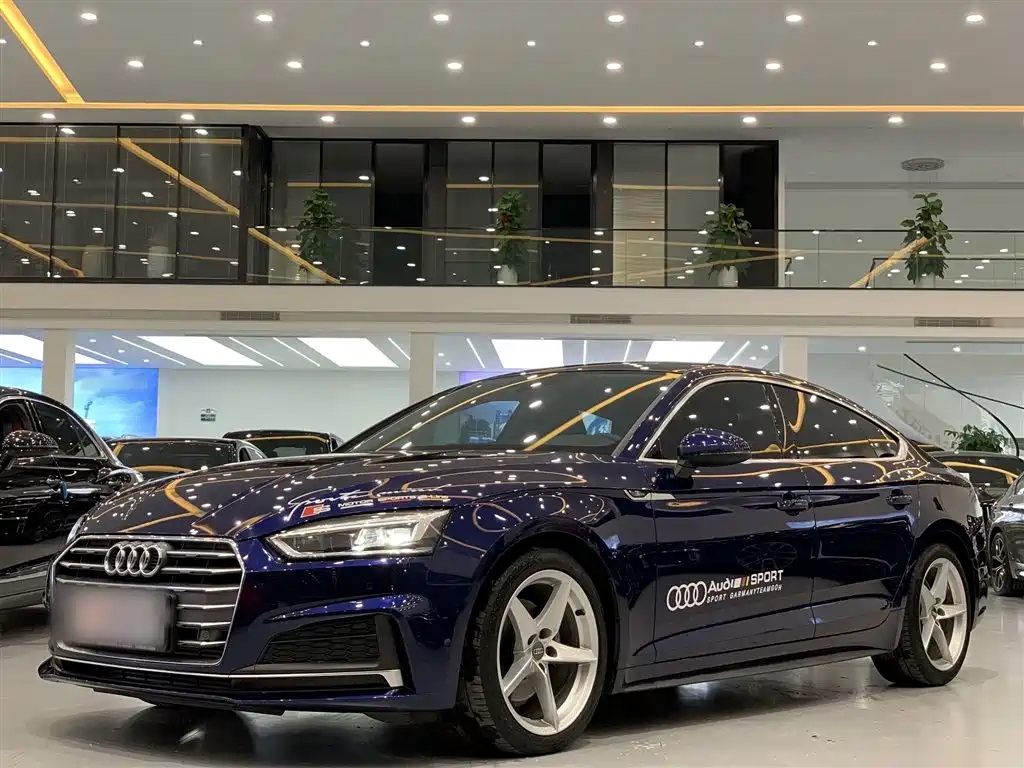 AUDI A5 2019