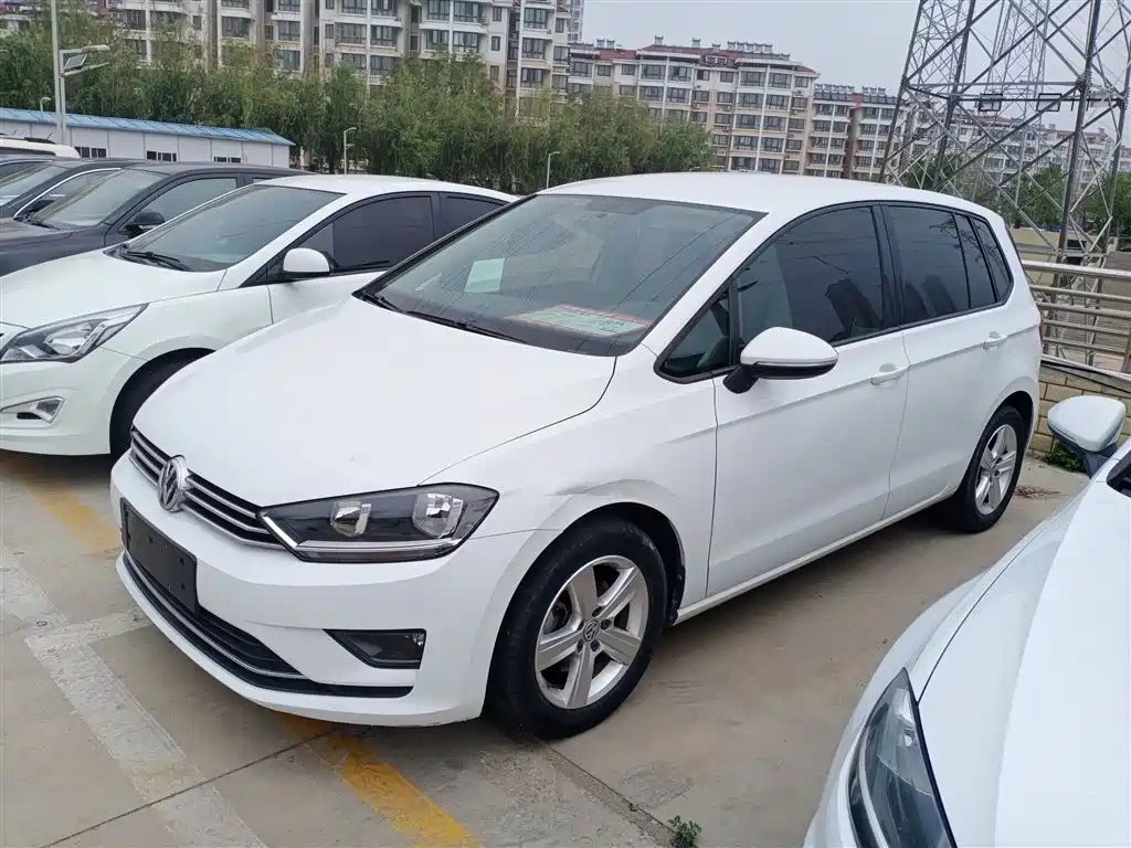 VOLKSWAGEN GOLF . SPORTSVAN 2016