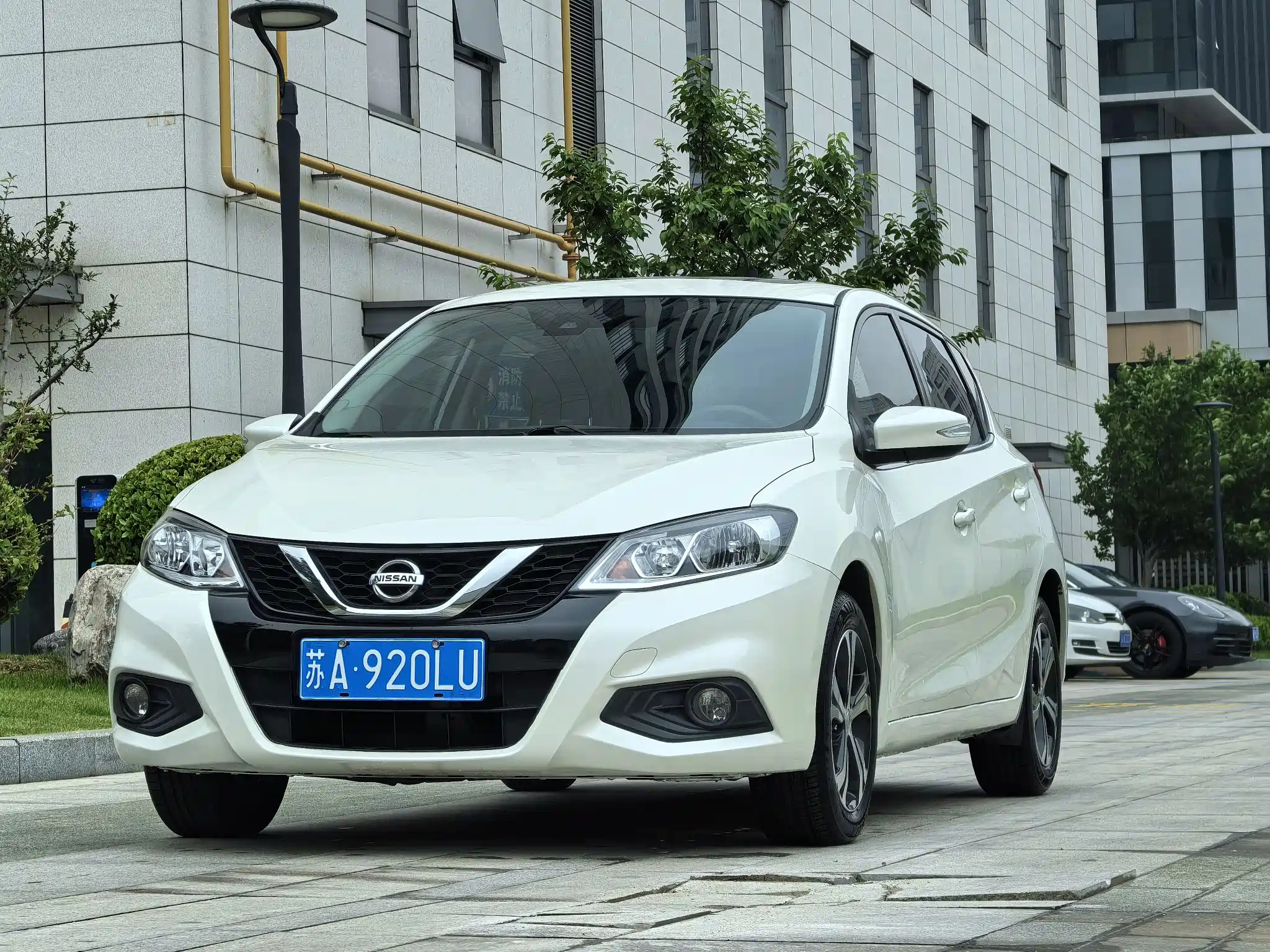 NISSAN TIIDA TIIDA