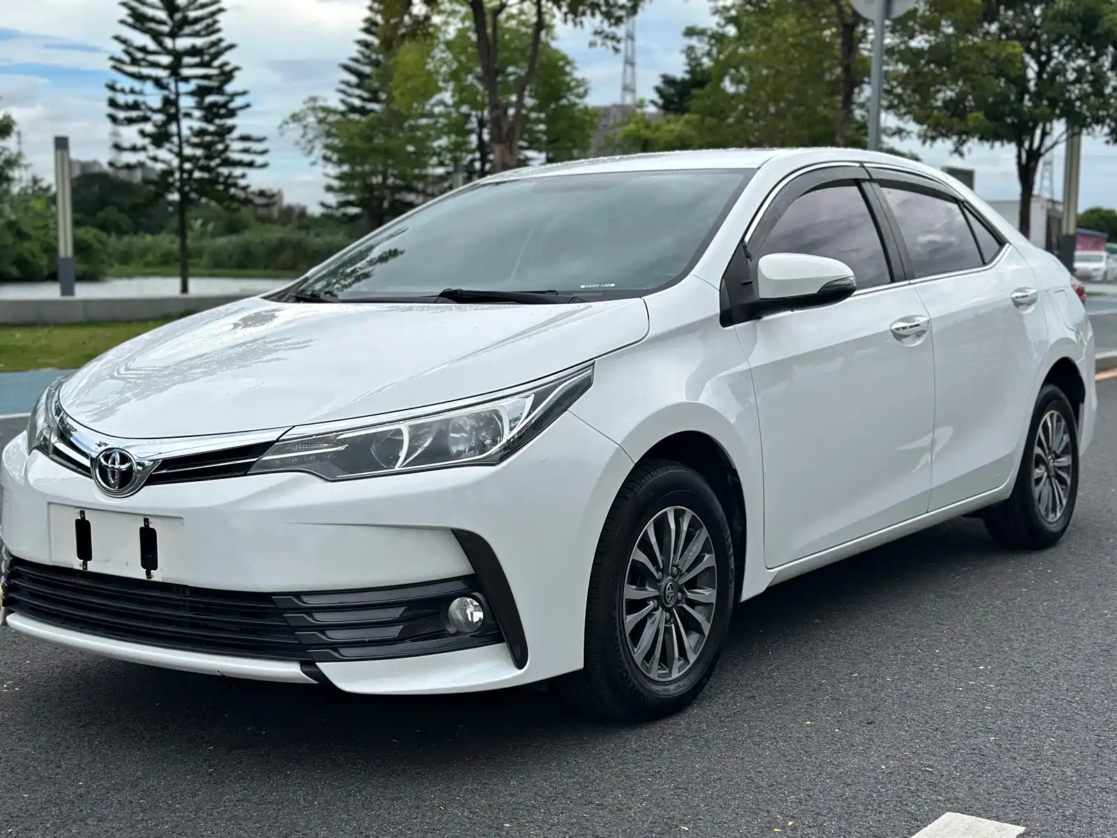 TOYOTA COROLLA 2017
