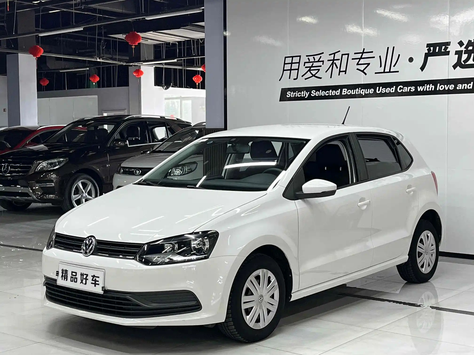 VOLKSWAGEN POLO 2016