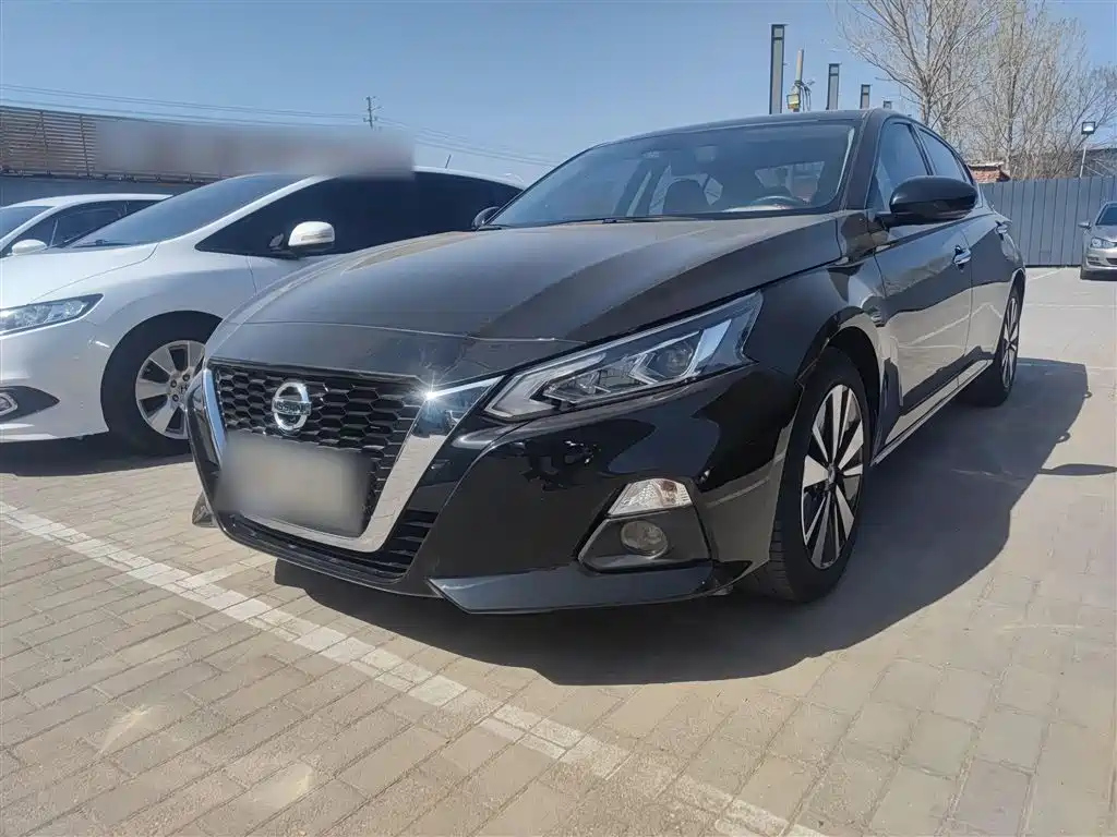 NISSAN TEANA 2021