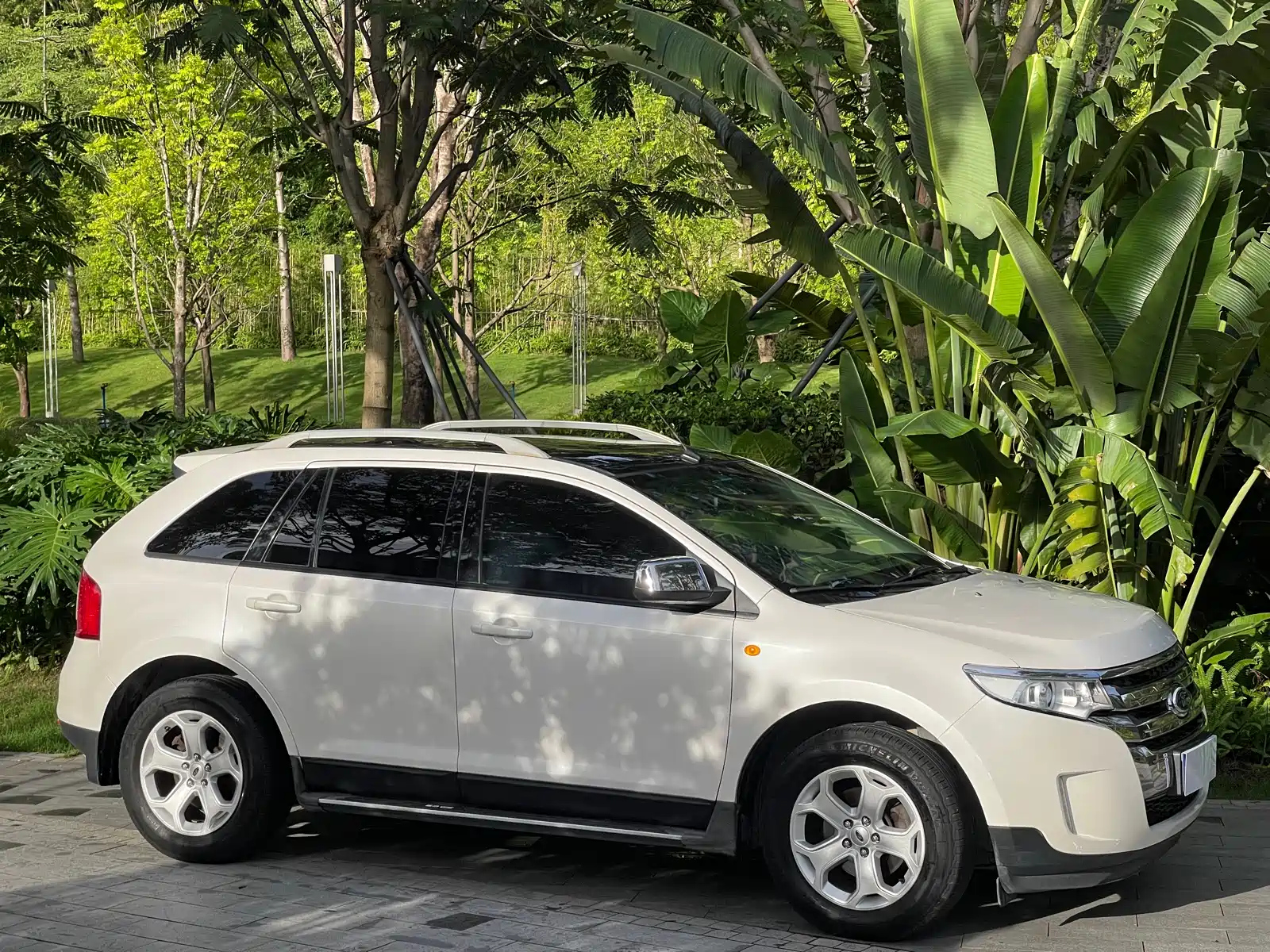 FORD EDGE IMPORT 2012
