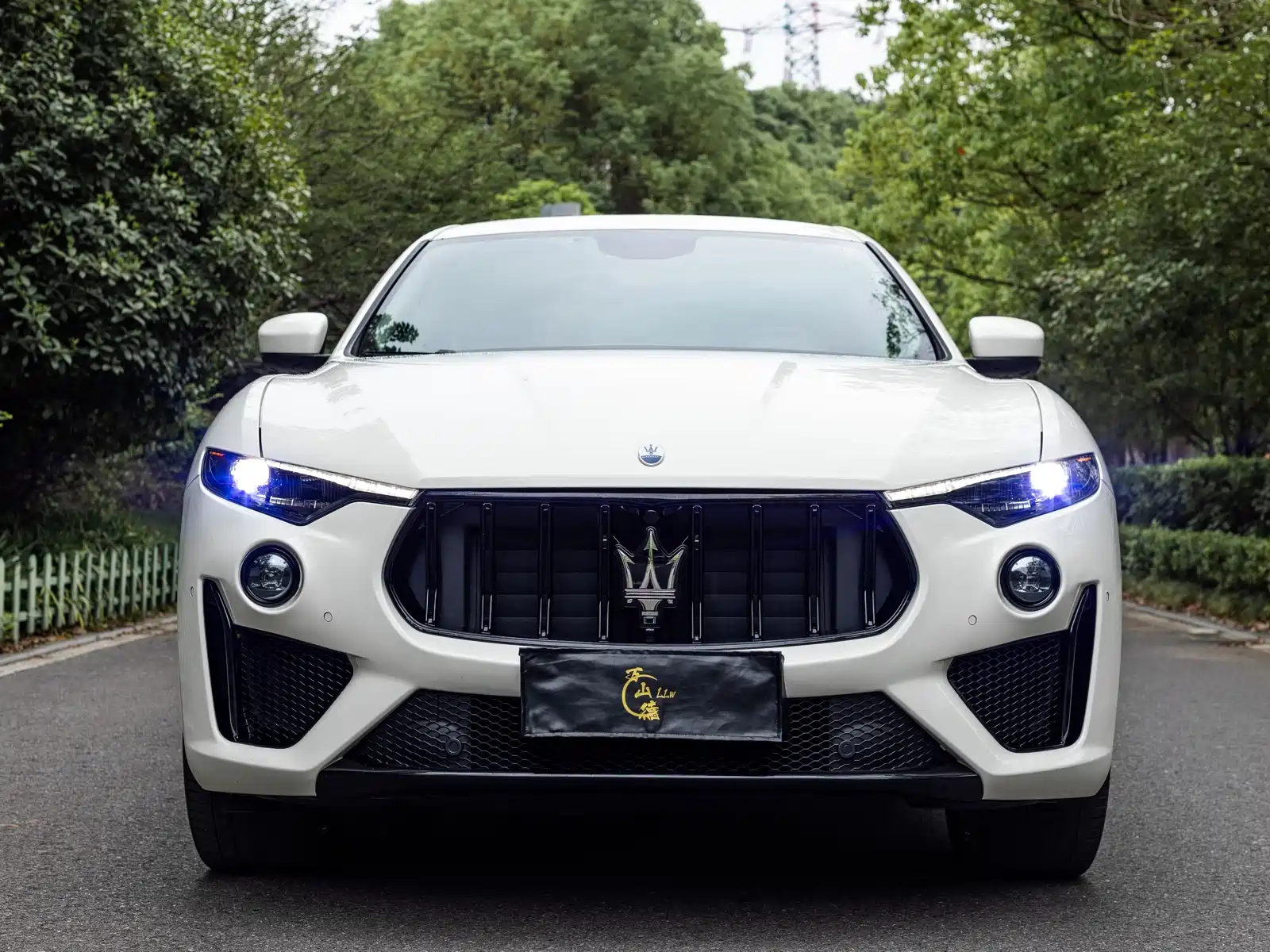 MASERATI LEVANTE 2016