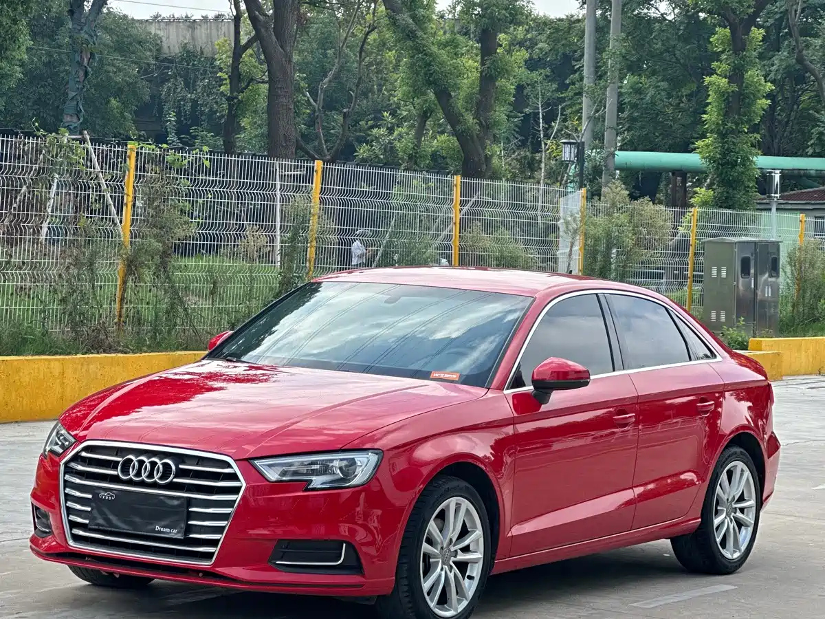 AUDI A3 2019