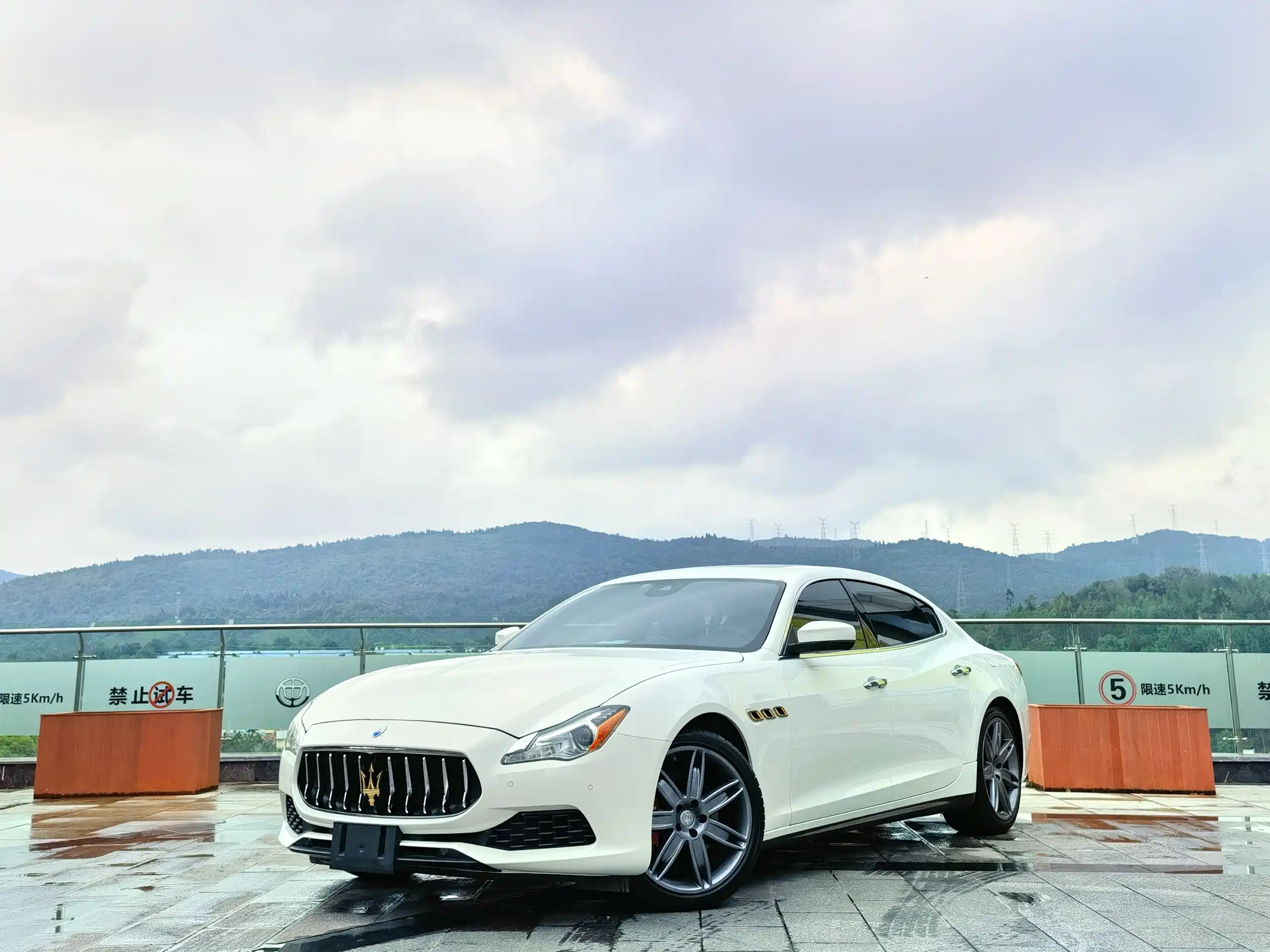 MASERATI PRESIDENT 2017