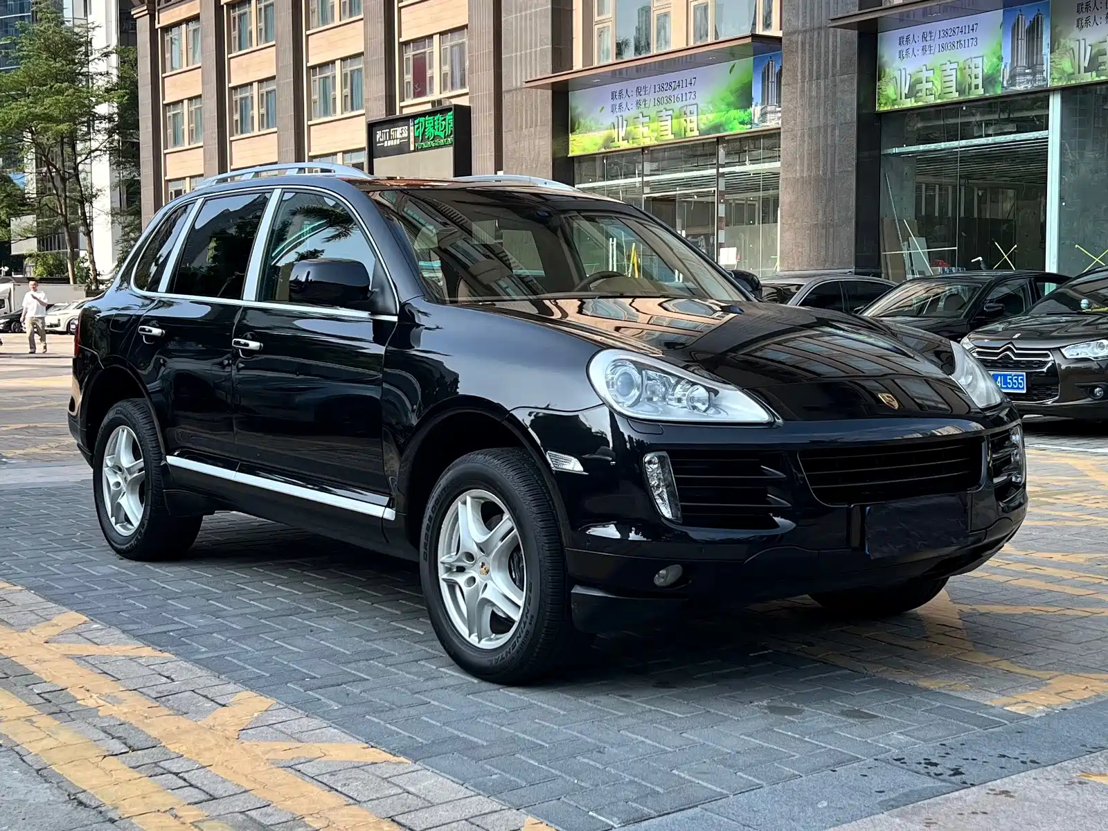 PORSCHE CAYENNE