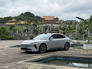 Заказать NIO ET5