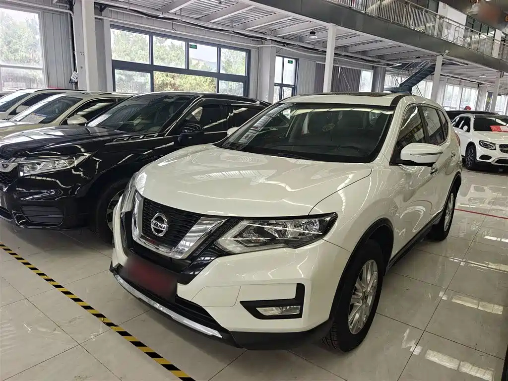 NISSAN X-TRAIL 2017