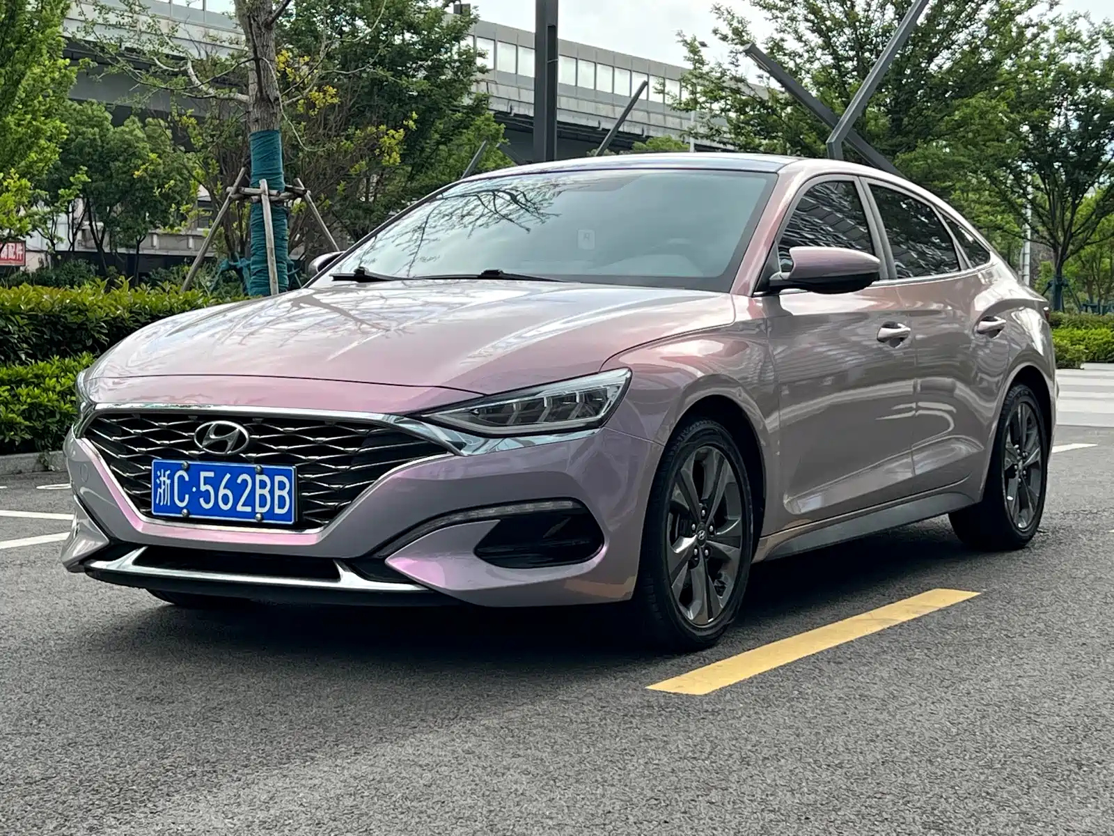 HYUNDAI LAFESTA 2019
