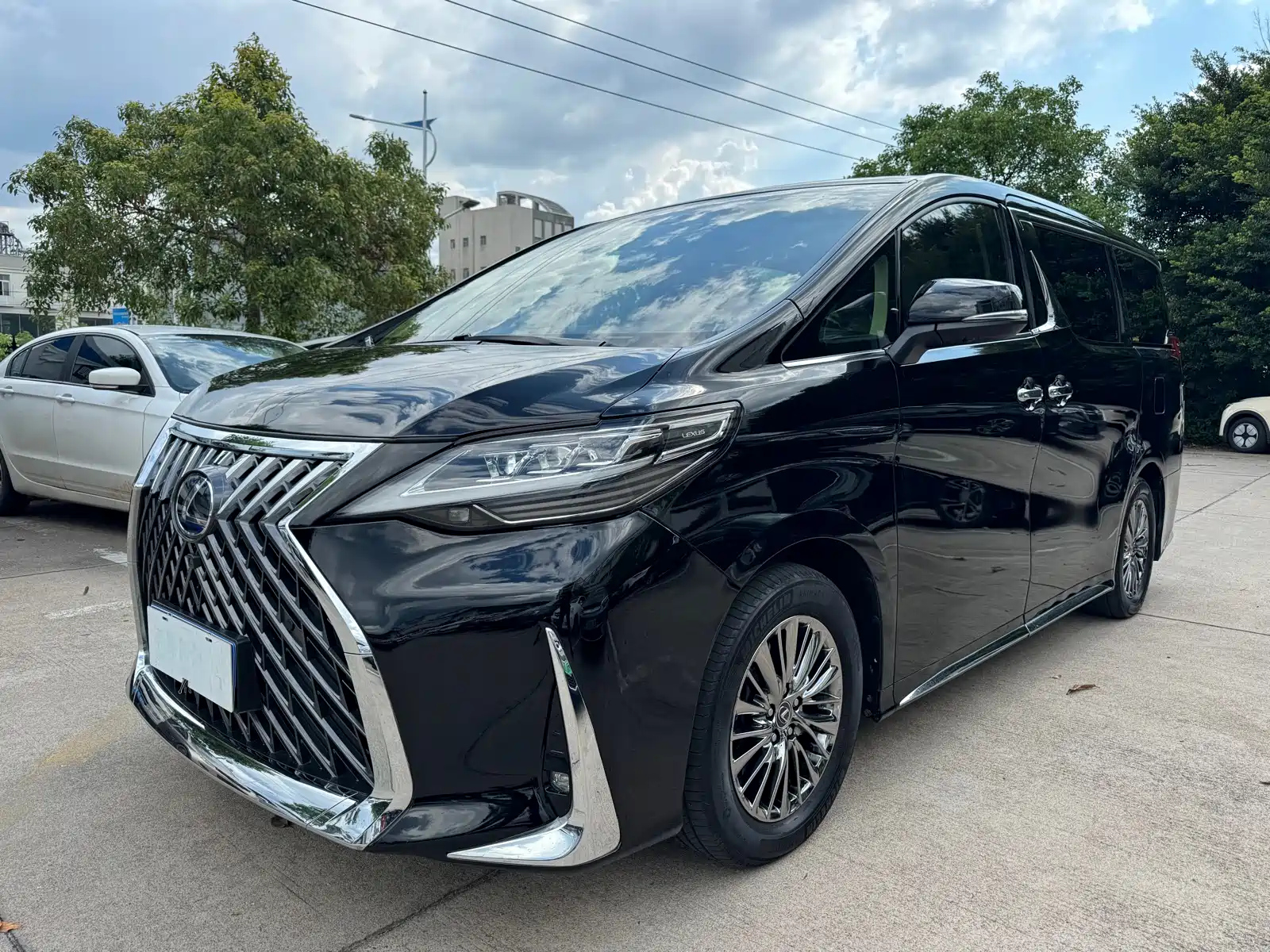 TOYOTA ALPHARD 2020