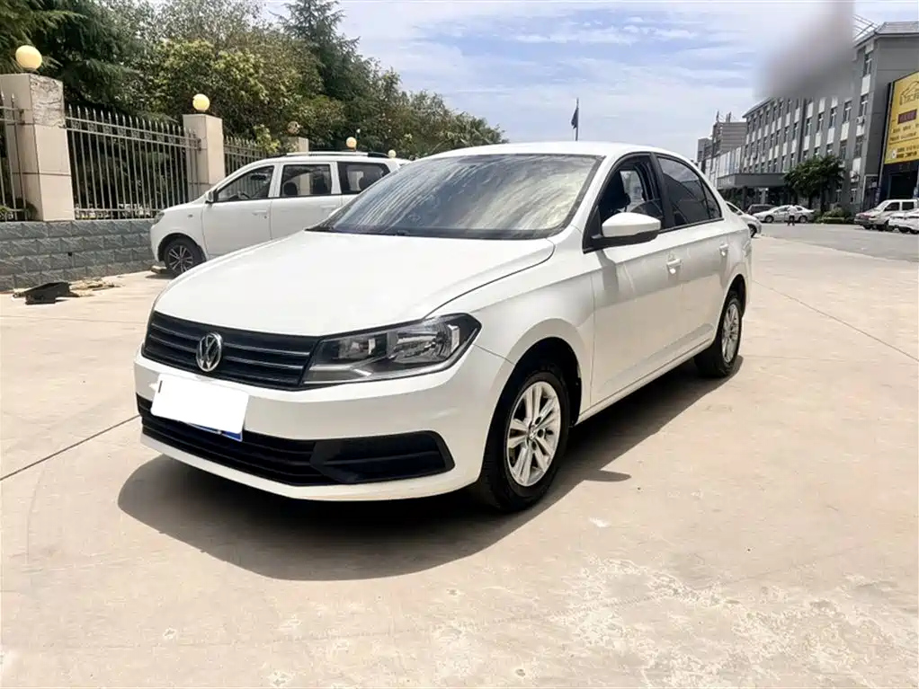 VOLKSWAGEN SANTANA 2018