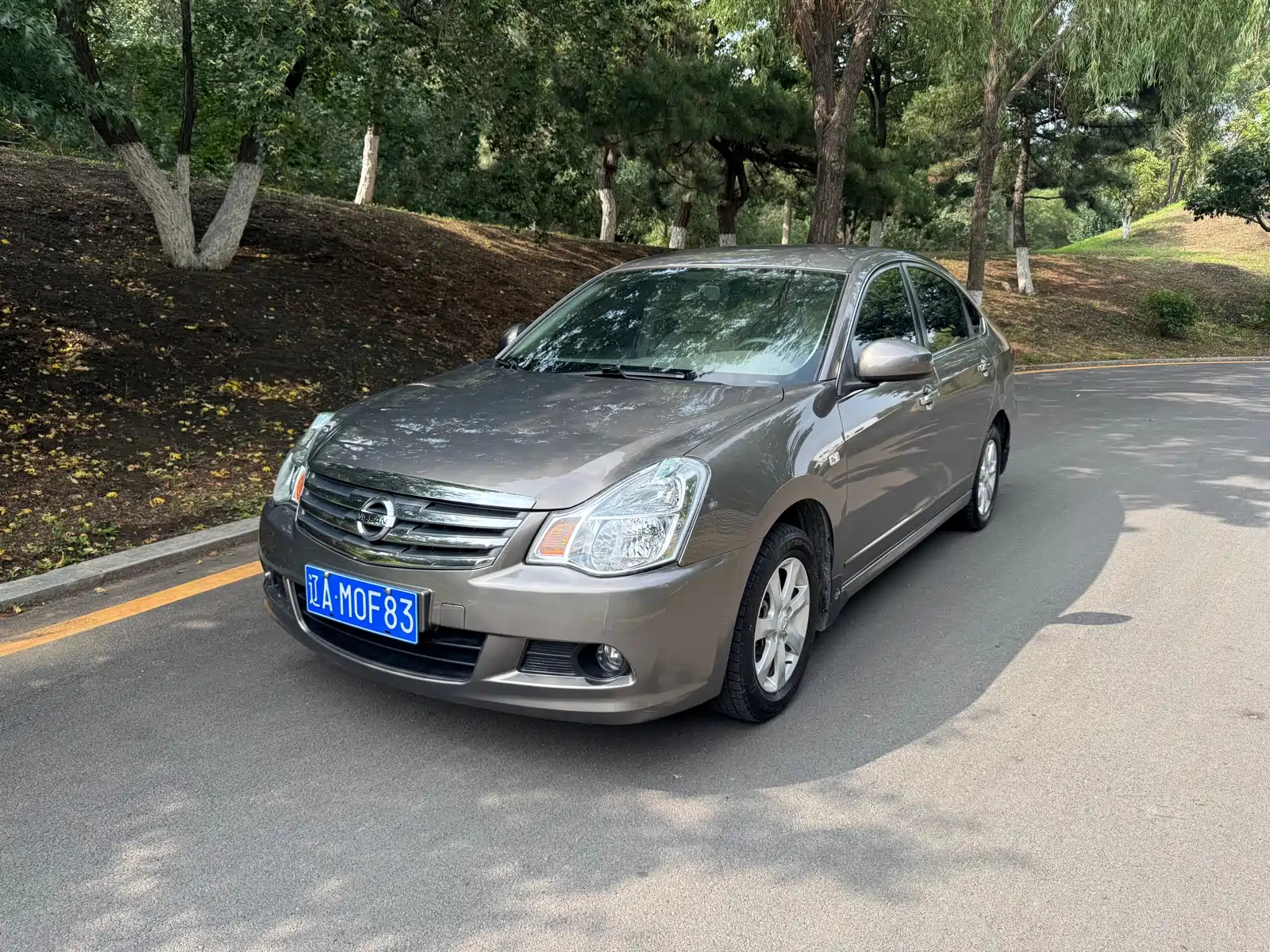 NISSAN SYLPHY 2012