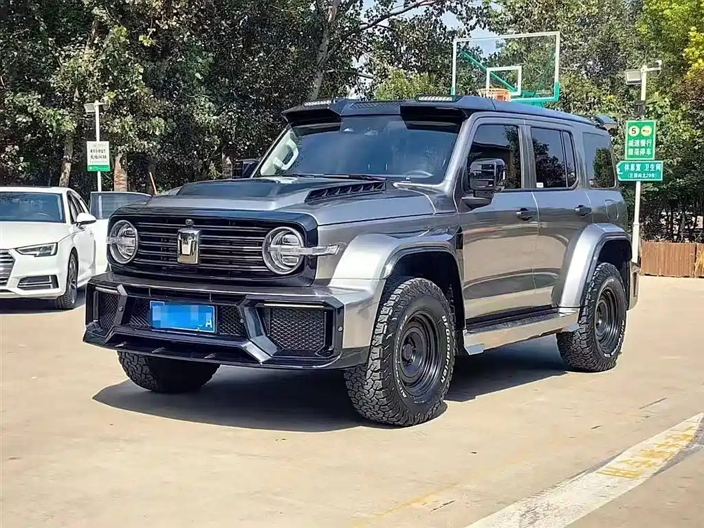 TANK 300 2021