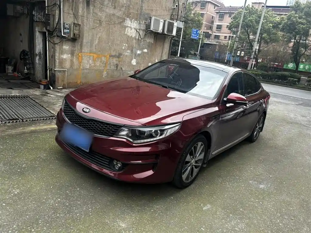 KIA K5 2016